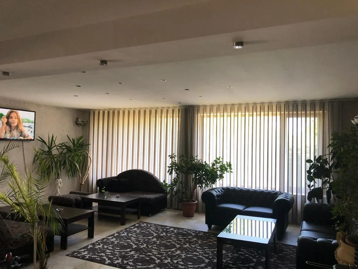 Relax Sarafovo Hostel Burgas 0*,