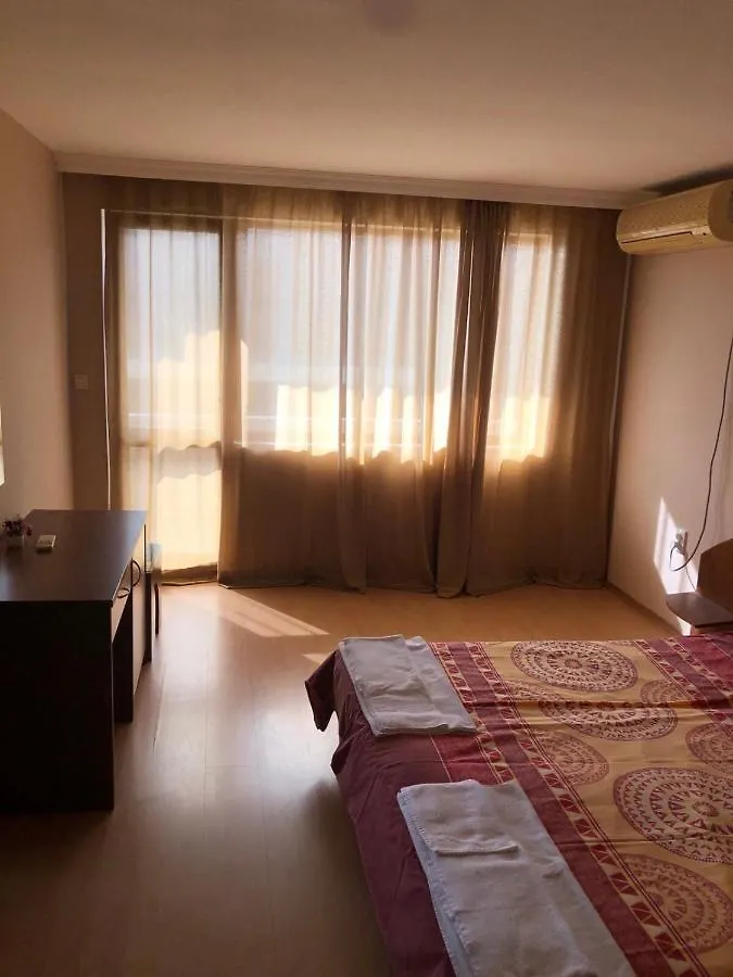 Relax Sarafovo Hostel Burgas