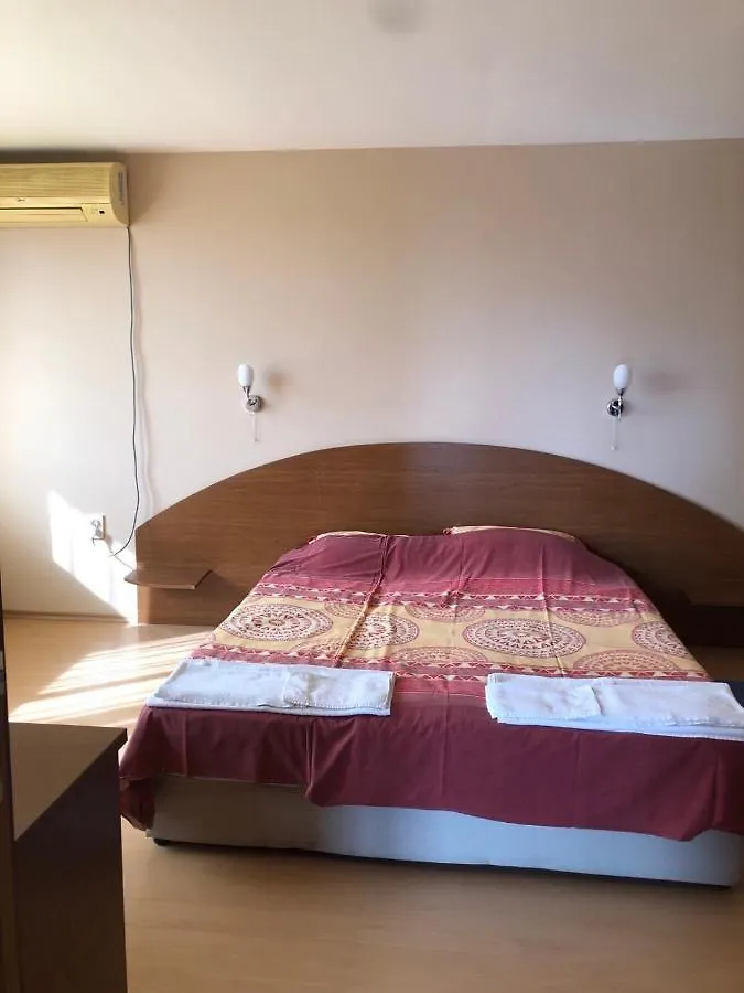 Relax Sarafovo Hostel Burgas