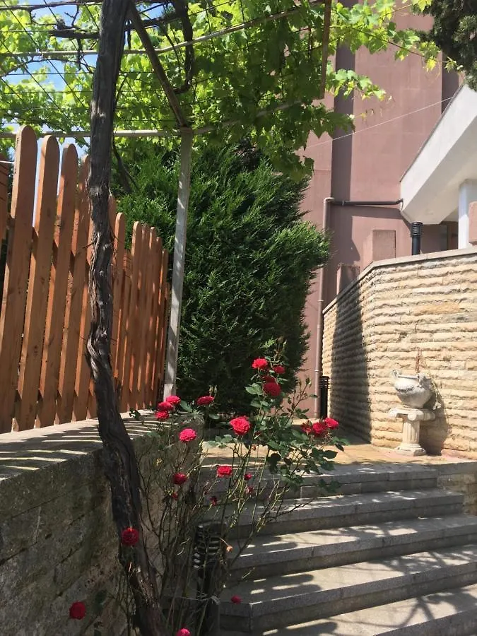 Relax Sarafovo Hostel Burgas