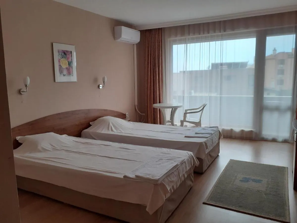 Relax Sarafovo Hostel Burgas
