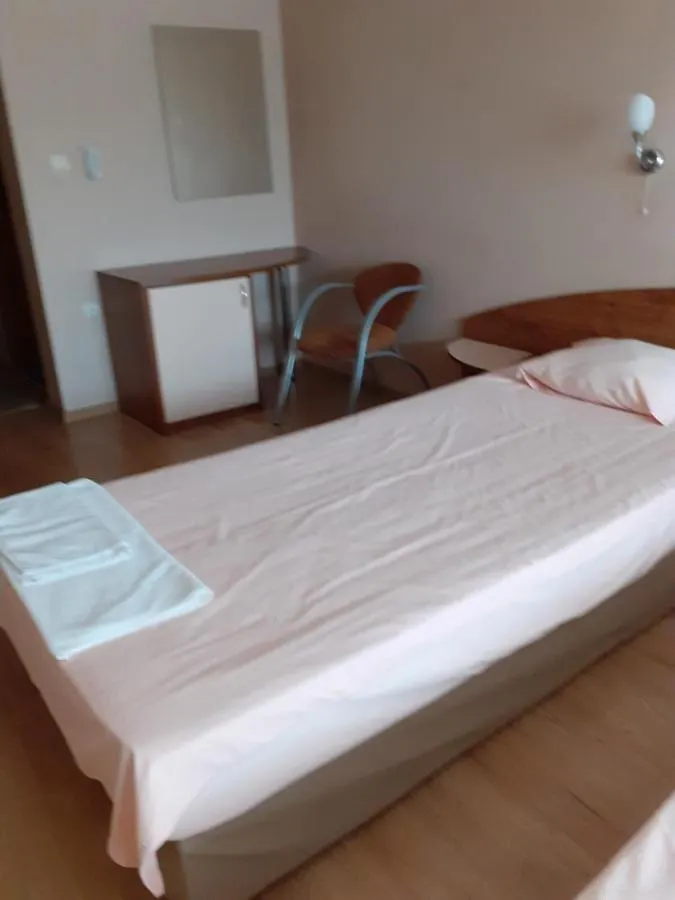 Relax Sarafovo Hostel Burgas