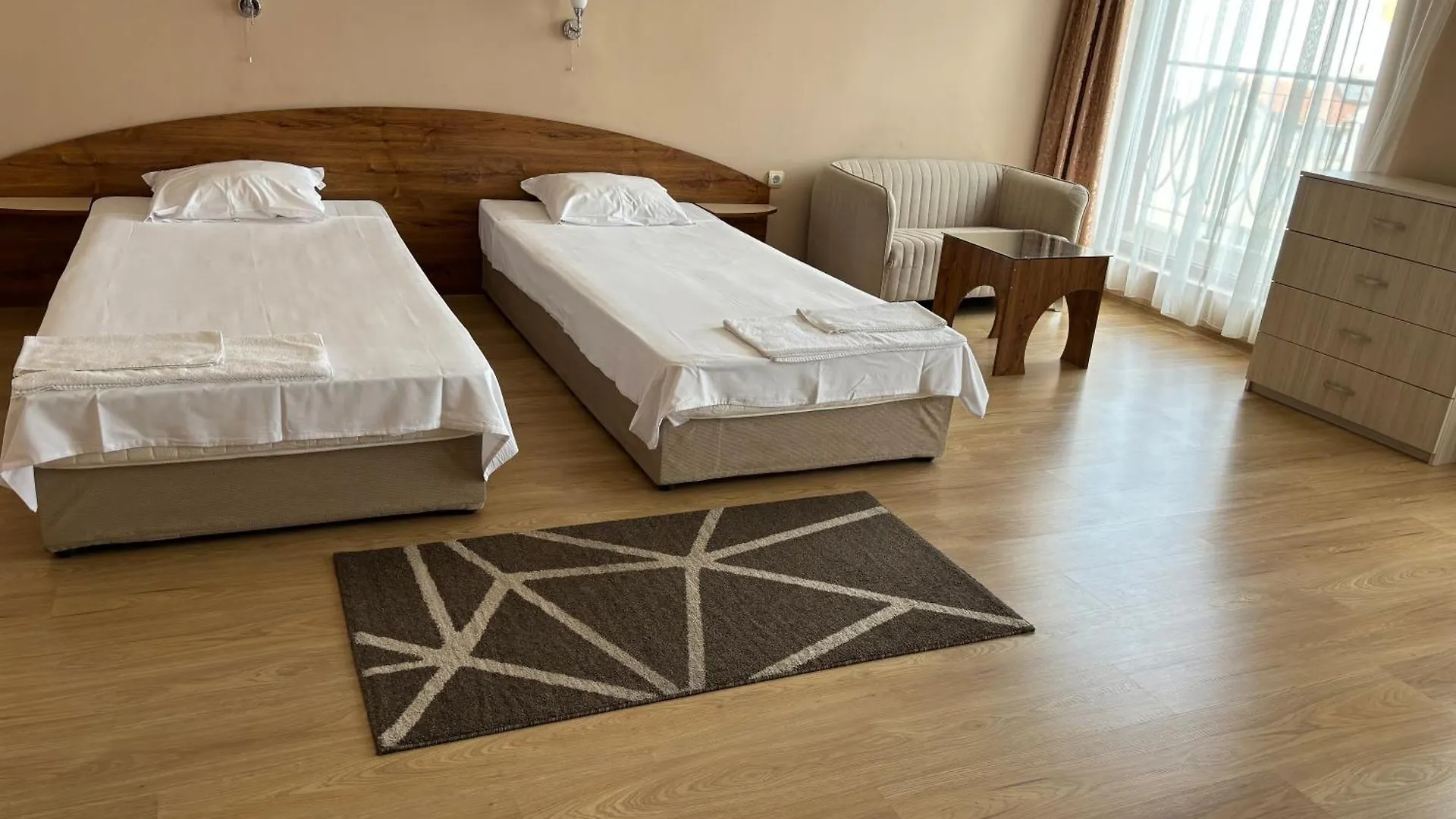 Relax Sarafovo Hostel Burgas