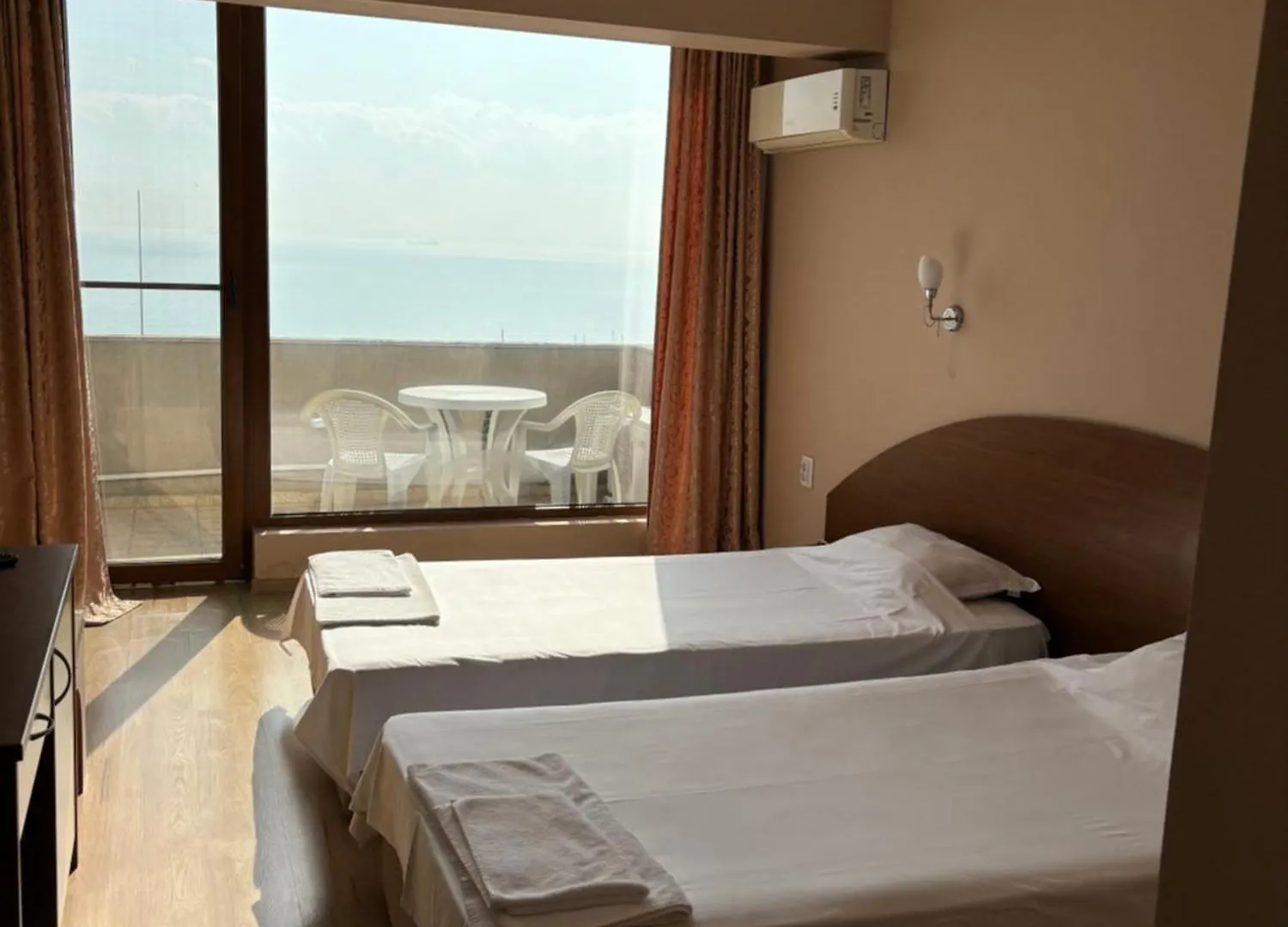 Relax Sarafovo Hostel Burgas